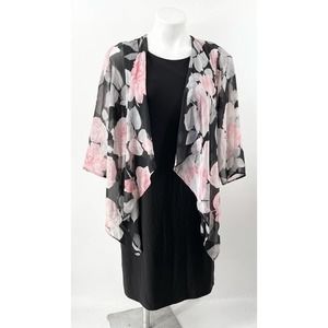 𝅺r & K Vintage Ladies black with floral cardigan Sz 4